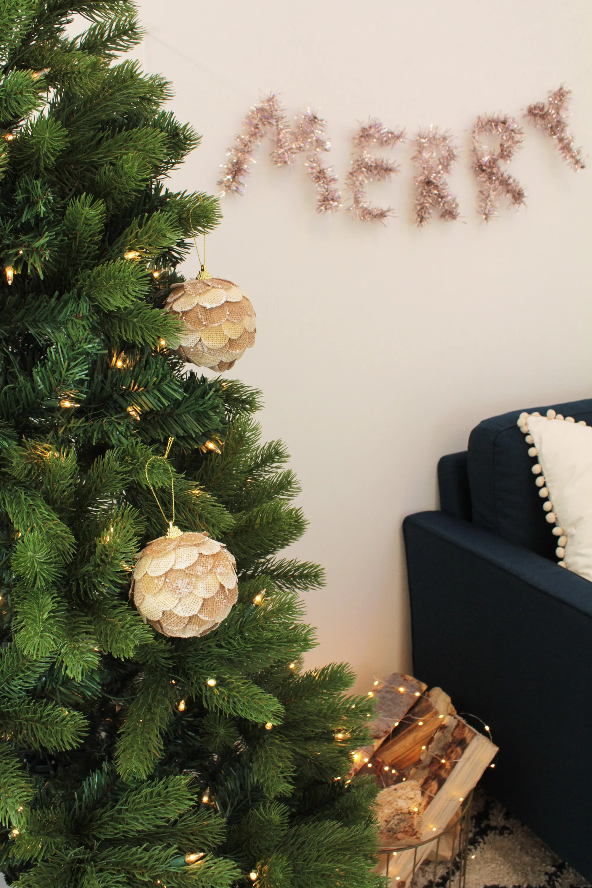 10CM PINECONE ORNAMENT (2 PCS)