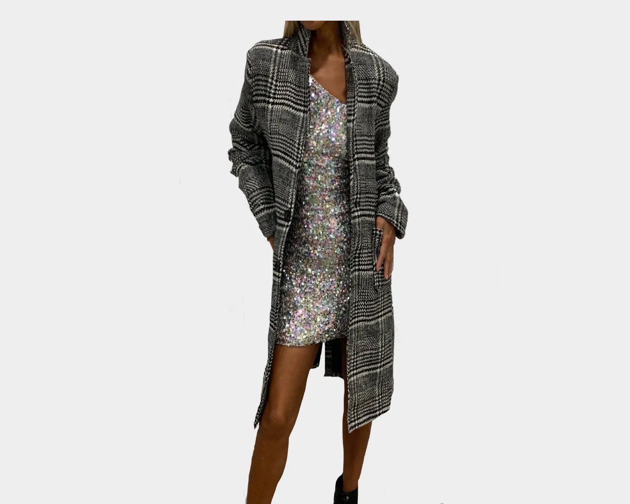 5 Chic Mid Length Long Jacket Coat - The St. Moritz