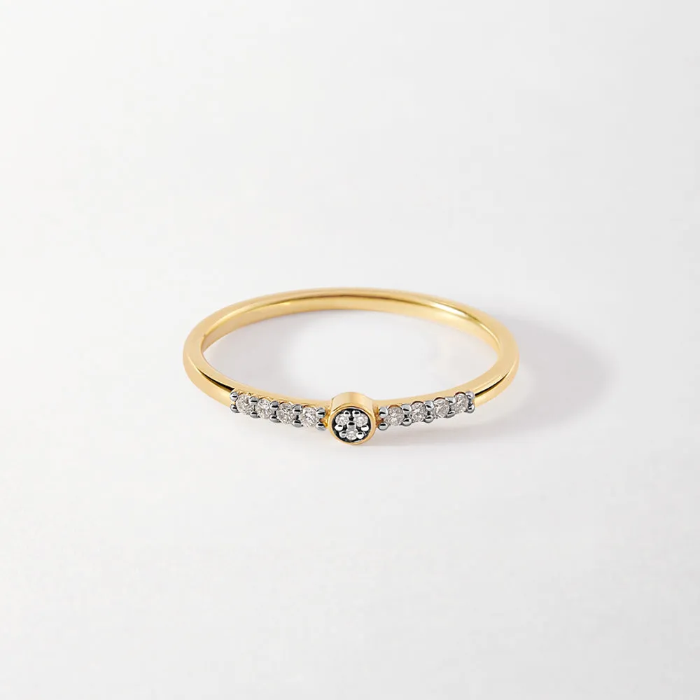 Cluster Diamond Ring - Yellow Gold