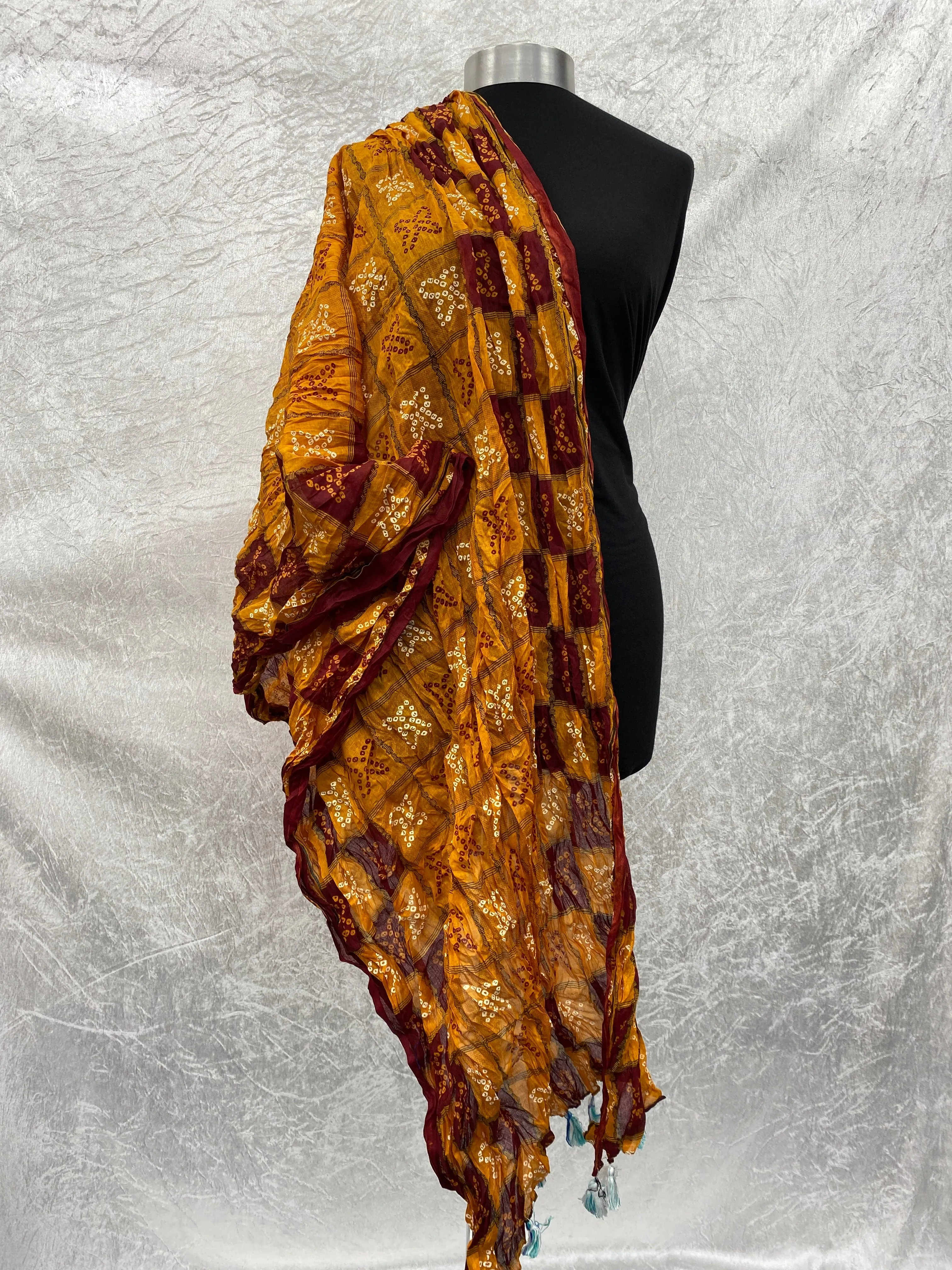 Cubic Batik- Starched Cotton Mix Blend Ethnic Scarf