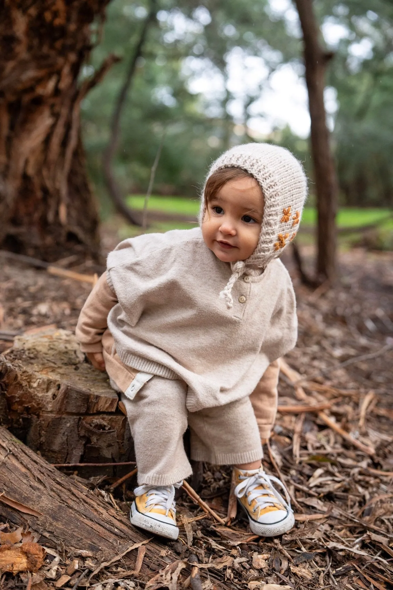 Flowers Bonnet Oatmeal