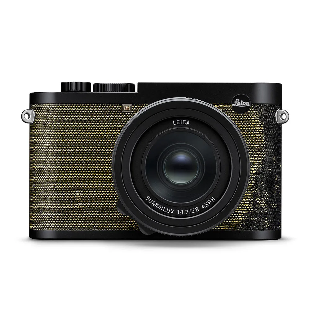 Leica Q2 'Dawn' by Seal