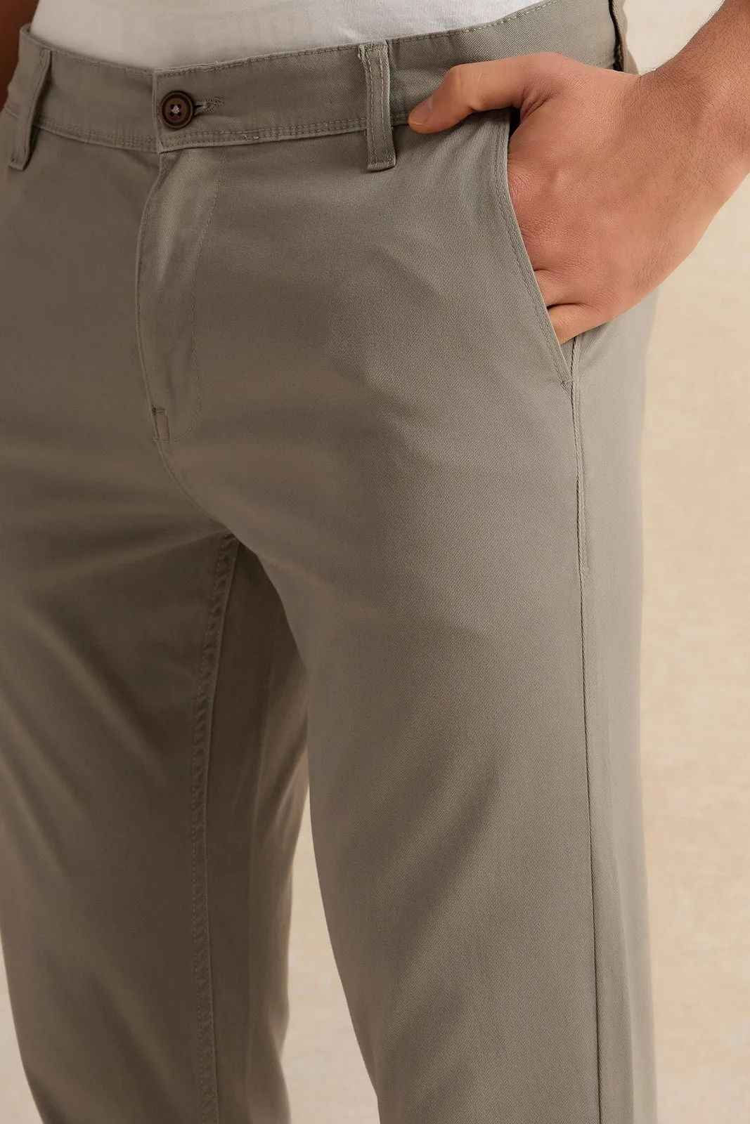 Men Grey Solid Chino Trousers