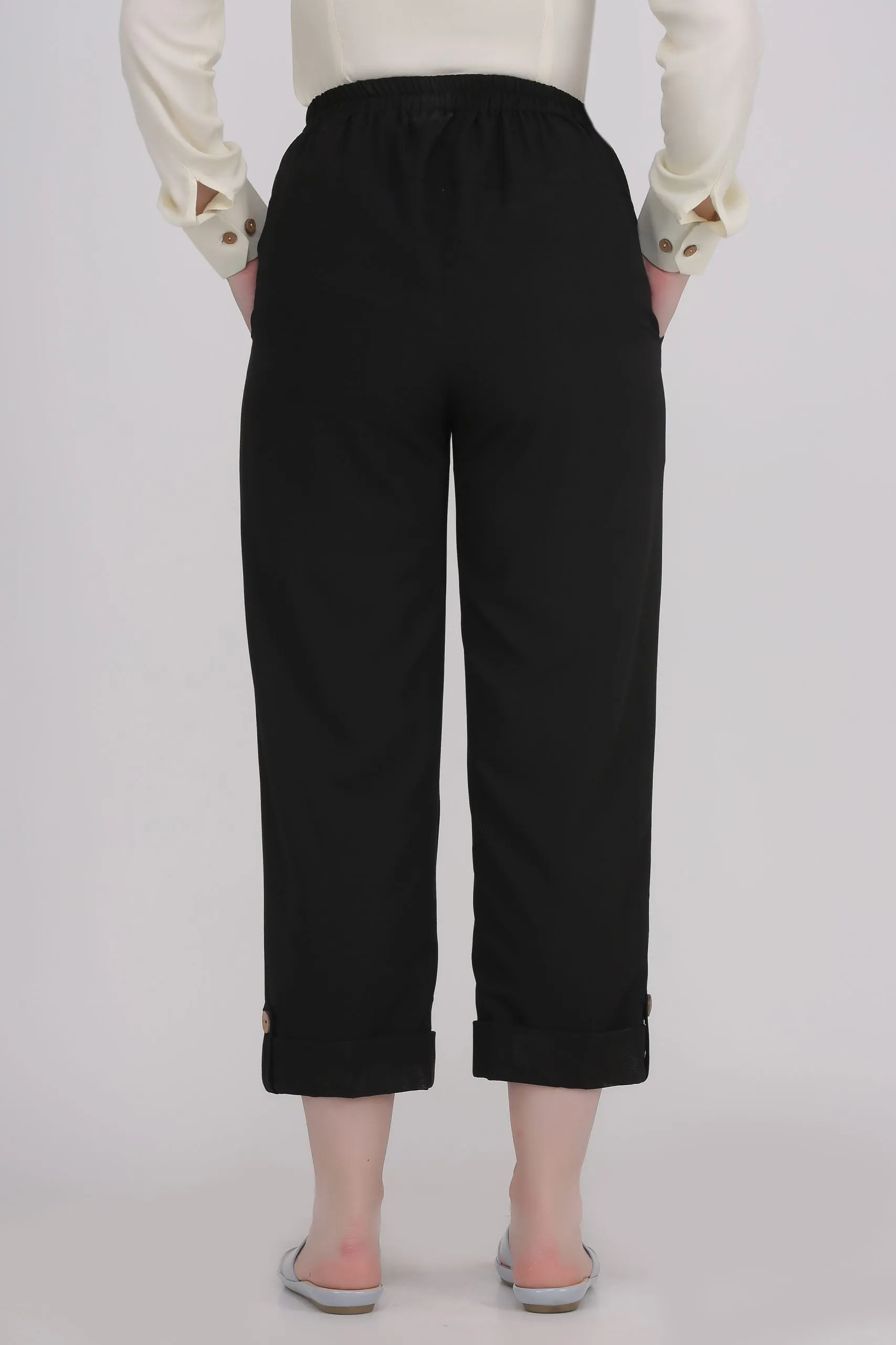 Women's Plus Size Black High Wasted Crop Pants